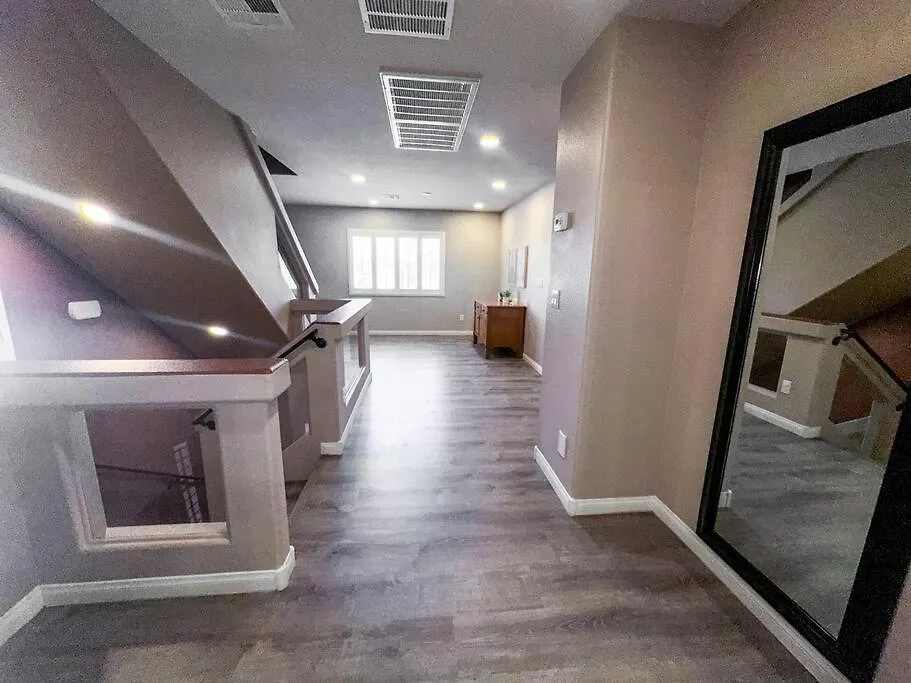 Вилла Spacious 4-Bed Family Retreat Wifi & Parking Лас-Вегас